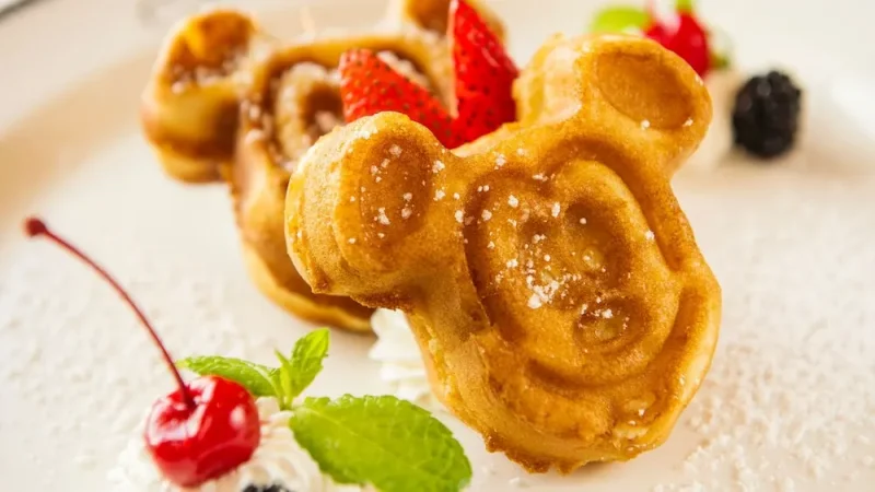 SIGNATURE DISNEY DINING